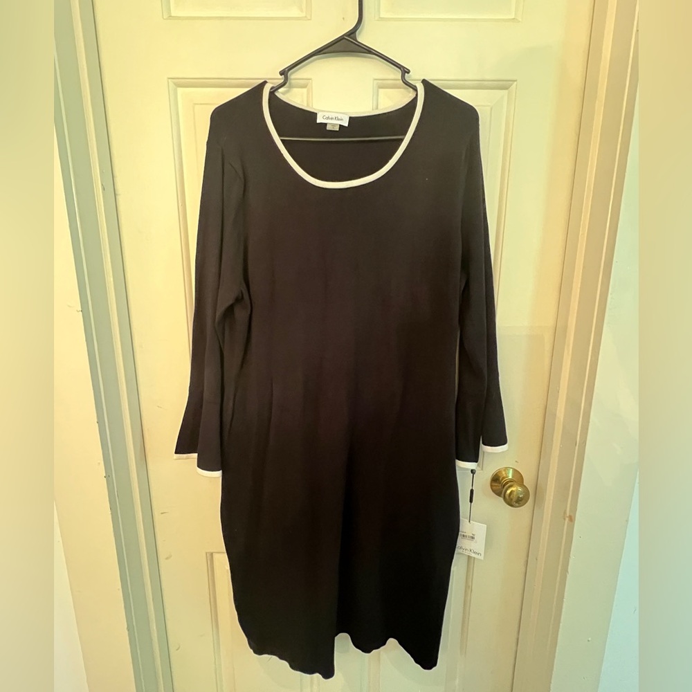 Calvin Klein lightweight black tunic sweater dress